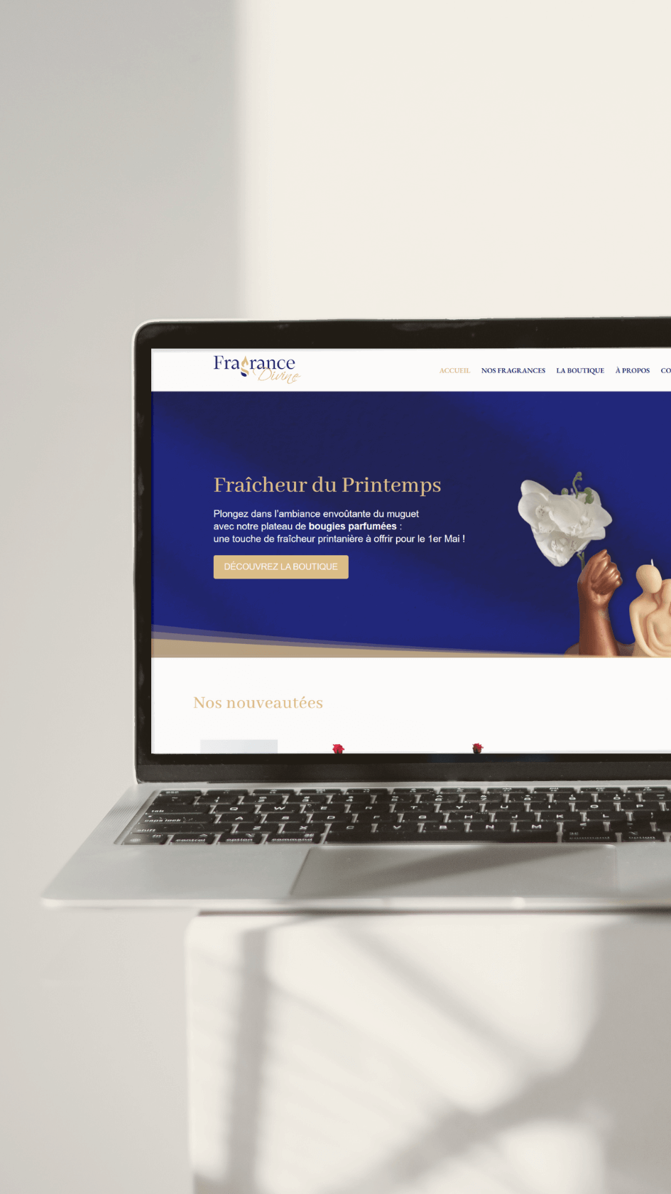 livre ouvert présentant la charte graphique